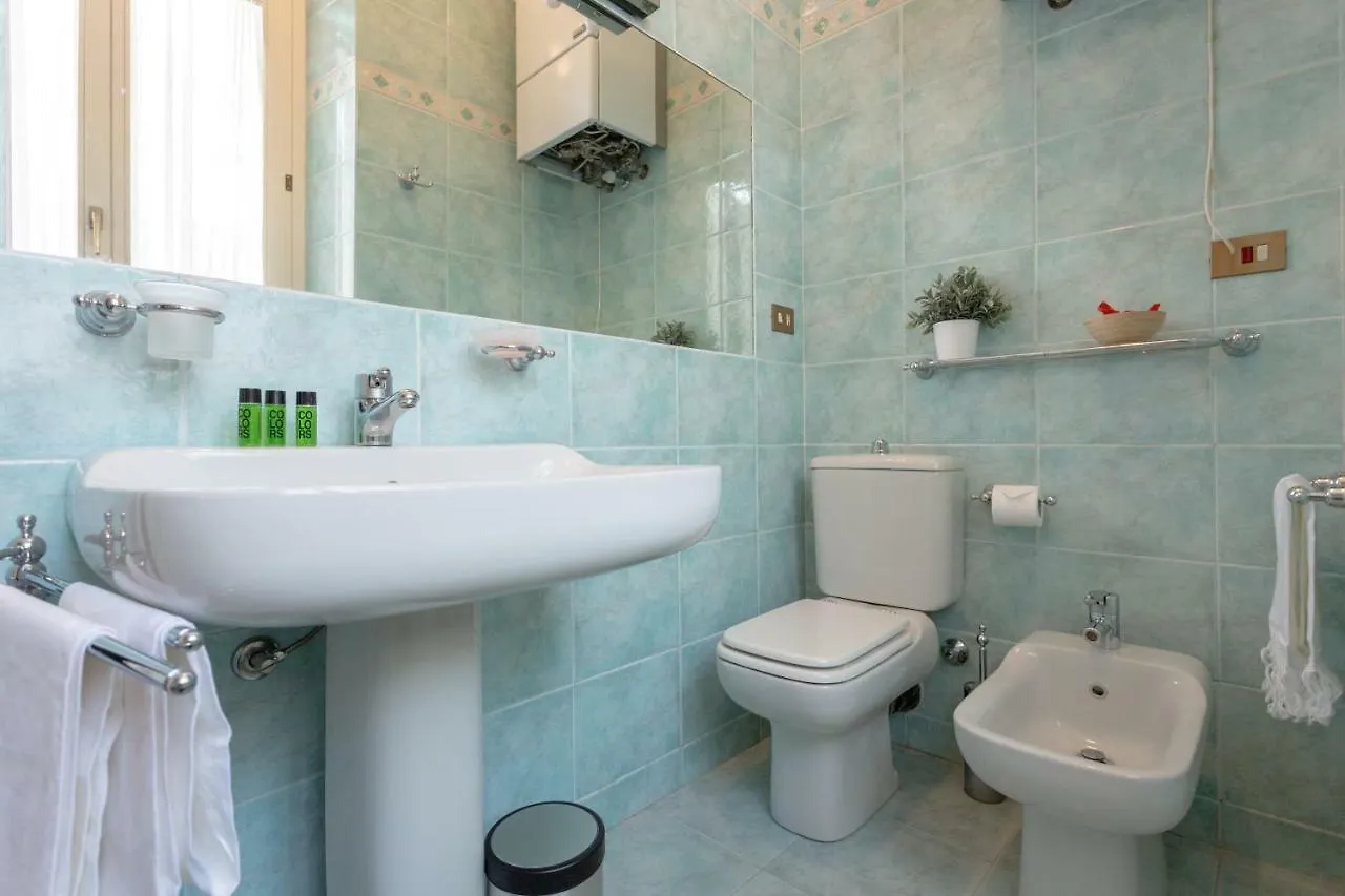 Vittoria Street Charming Apartment Rome