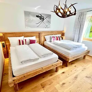 https://chalet-alpflower.com-bavaria.com